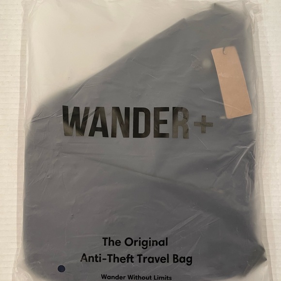 WANDER+ Anti Theft Crossbody Bag, - Navy (NEW WITH TAGS - Picture 5 of 6
